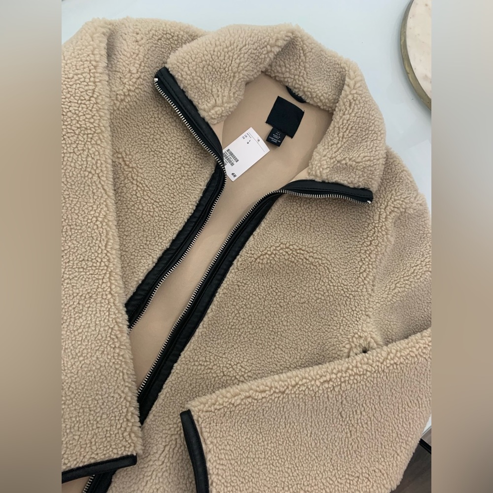 🔥s.o.l.d.🔥H&M SHERPA JACKET - Picture 5 of 8
